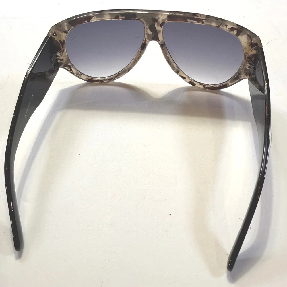Oversized Shield Aviator Sunglasses Marble Tortoise Gradient Lens M6154 Gold T